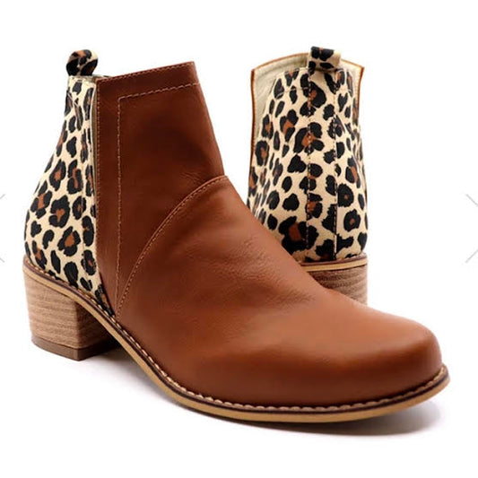 Ally 2 Leopard Ankle Boots