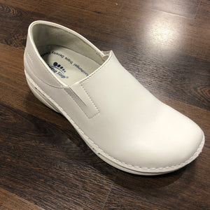 Manila Clog Work White Shoes Nurse White Shoes Professional Slip-On Flats